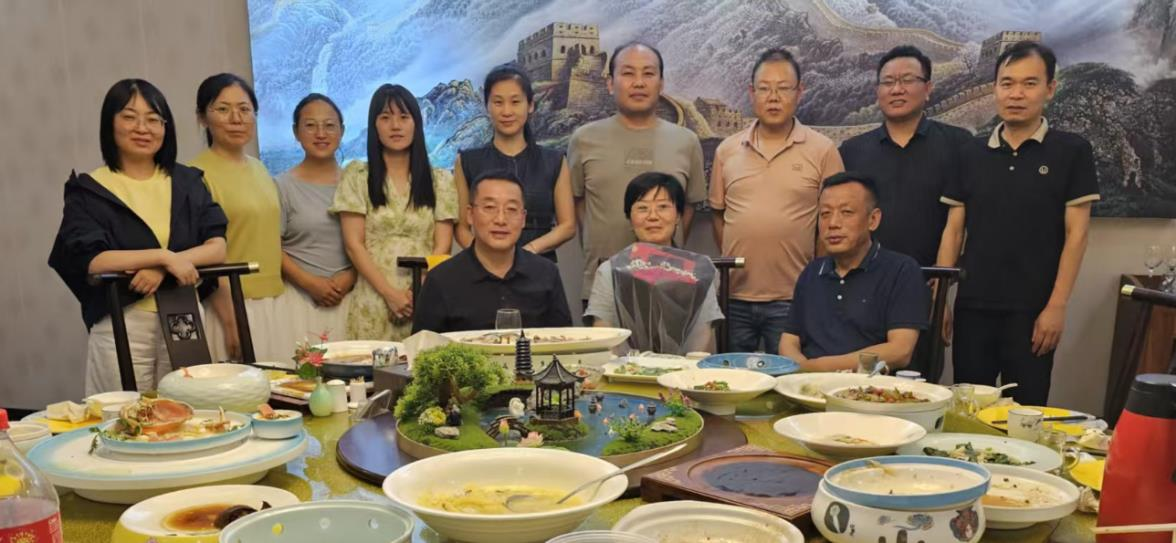 岁月如歌，致敬芳华(图1)